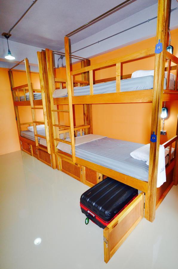 Nomad Hostel Krabi town Eksteriør bilde